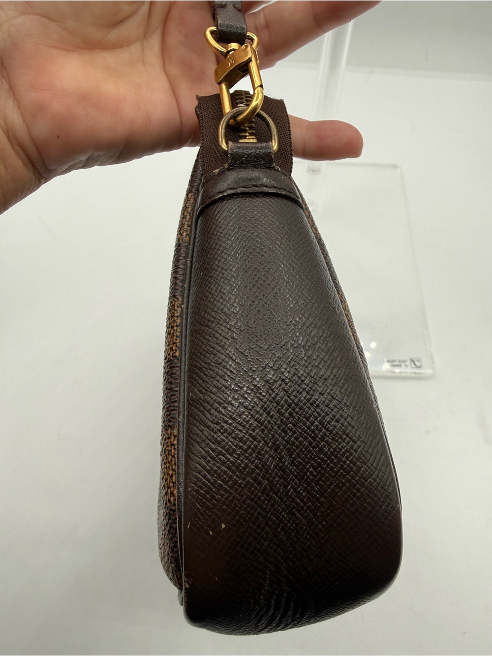 Authentic Louis Vuitton - Picture 4 of 15
